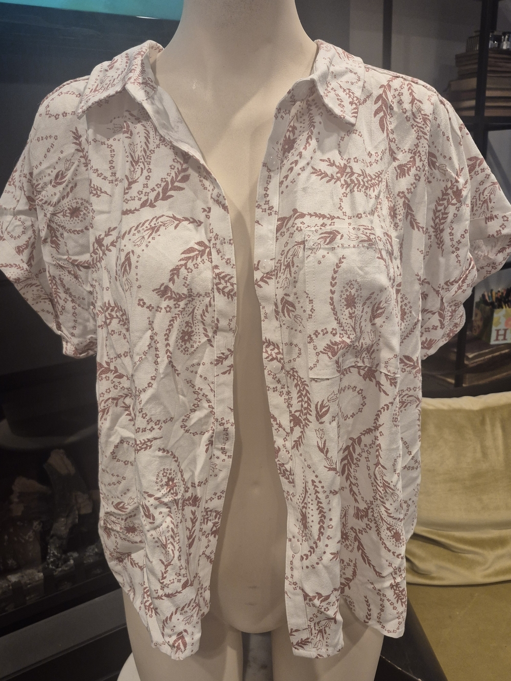 Women’s Cream Short-Sleeve Button-Up Top with Rose Print L Linen Viscose - Picture 6 of 9